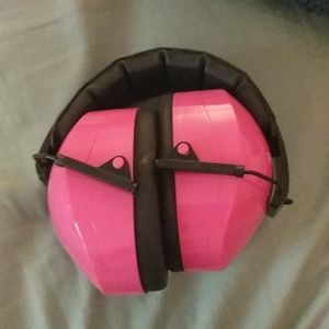 Winchester gun range ear muffs